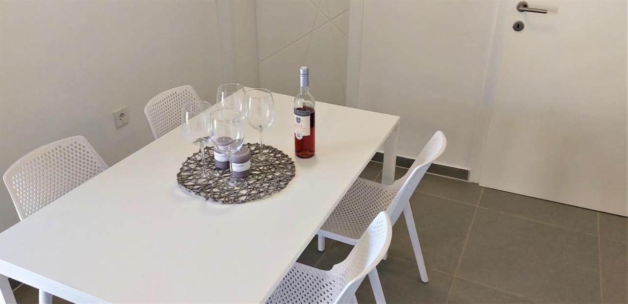 Vip Deluxe Apartment Arian Novalja Eksteriør billede