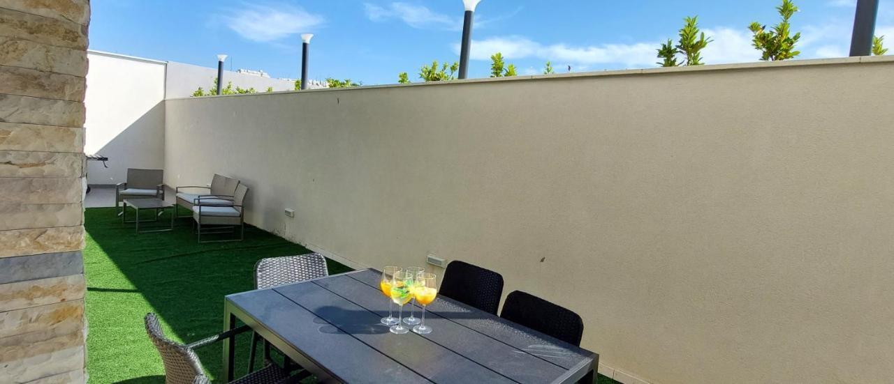 Vip Deluxe Apartment Arian Novalja Eksteriør billede