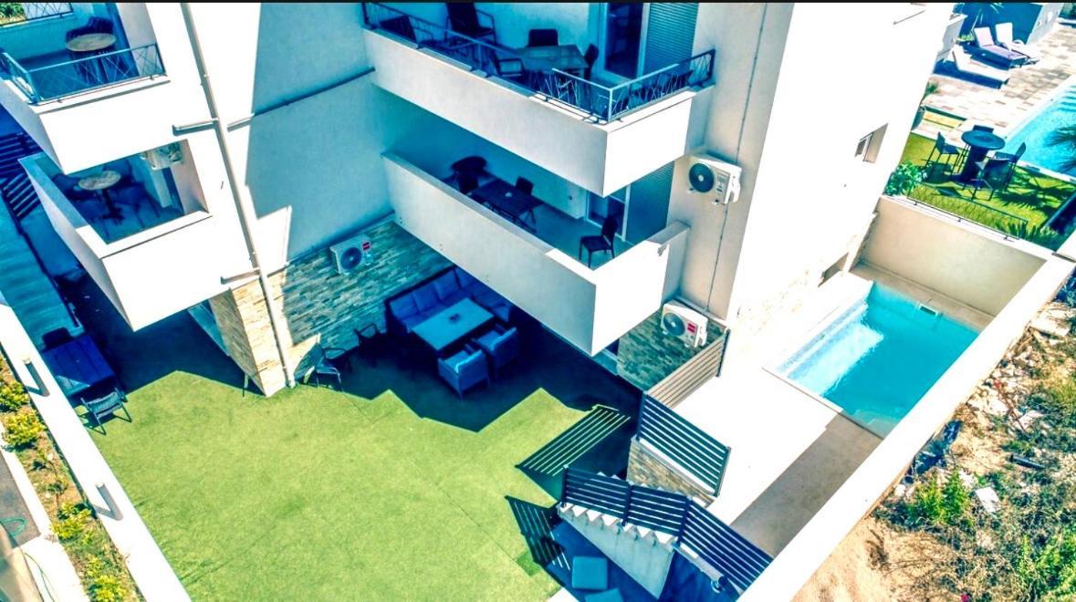 Vip Deluxe Apartment Arian Novalja Eksteriør billede