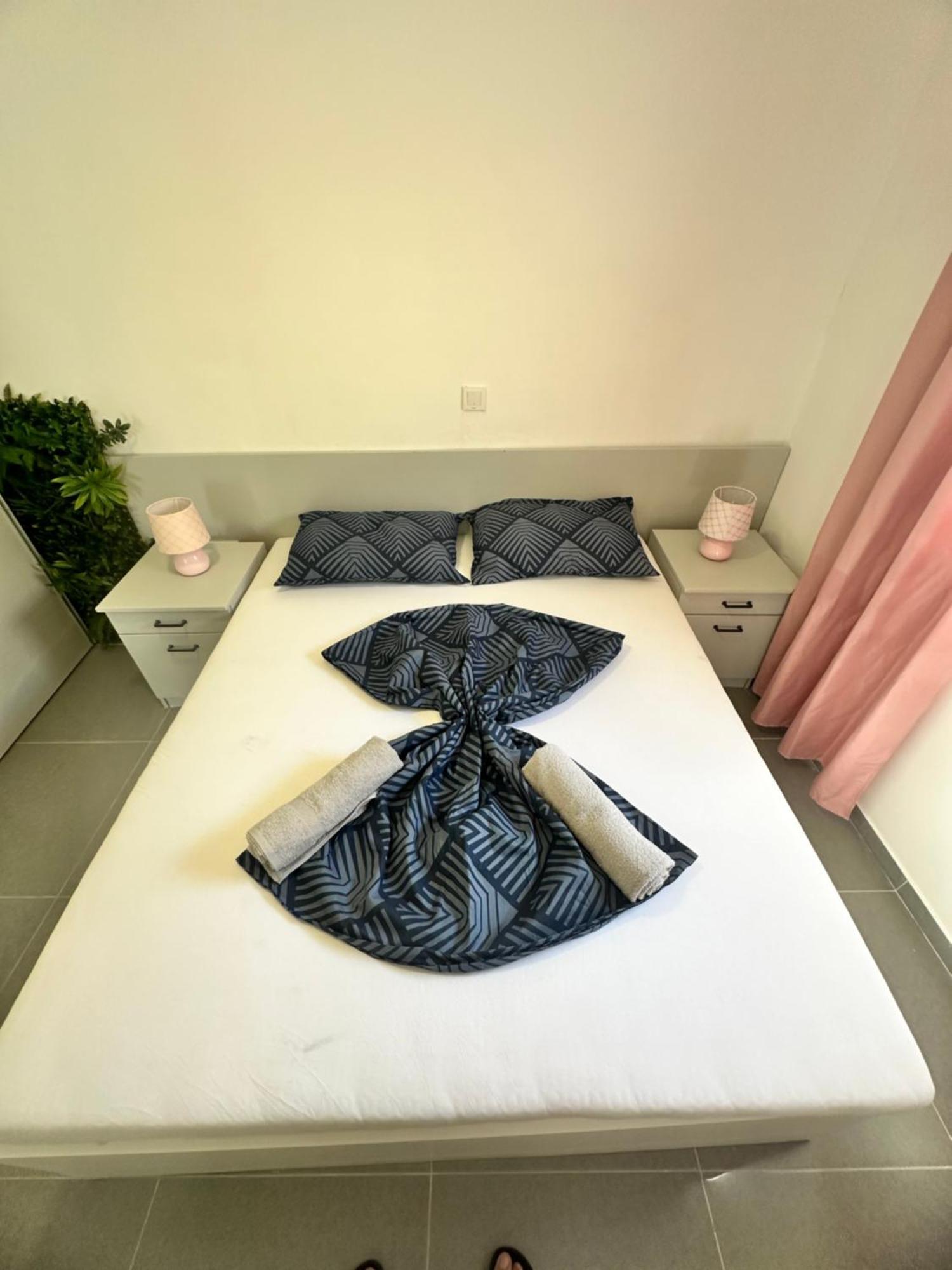 Vip Deluxe Apartment Arian Novalja Eksteriør billede